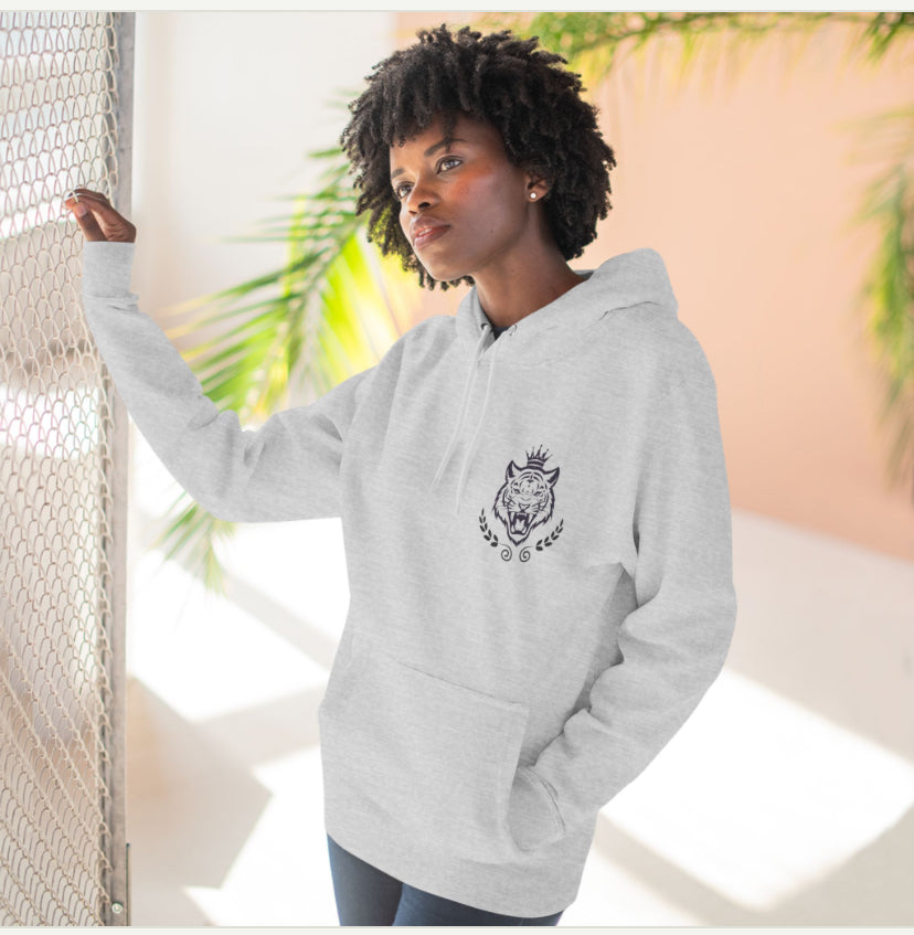 Mbdesigns (I AM ART!!!)Pullover Hoodie embroidered